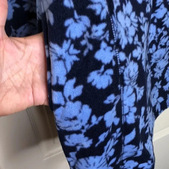 WOMAN WITHIN Fleece Pop Over - Picture 4 of 7